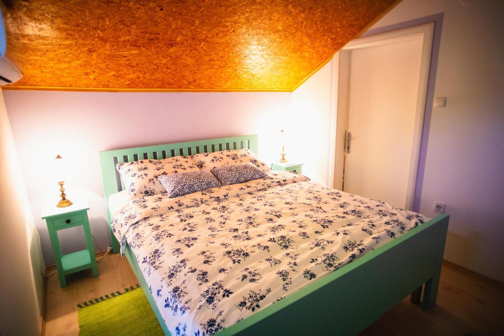 Appartement Kuca Za Odmor Jurino Gnijezdo à Jarki Horvaticevi Extérieur photo
